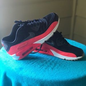 Red and Black - Air Max 90